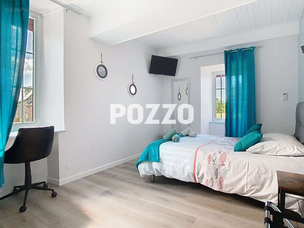 Maison à SAINT-GEORGES-DE-GREHAIGNE