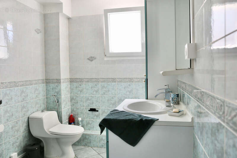 Maison à vendre à VILLERS ALLERAND (51), une maison principale sur deux niveaux, un logement indépendant, une piscine extérieure - photo 21