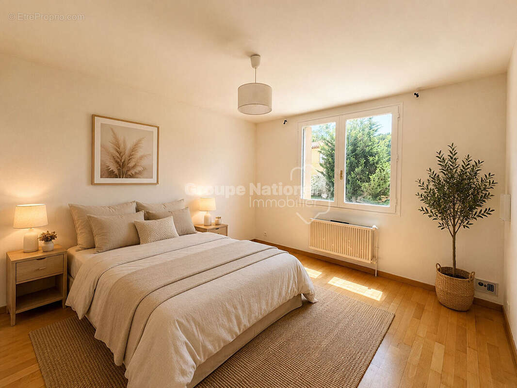 ENSUES LA REDONNE: Villa de type 6 de 142 m2 sur un terrain de 1066 m2. - photo 4