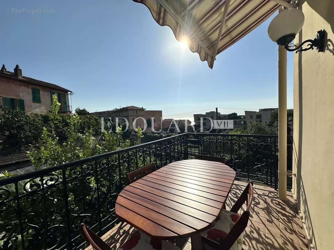 Appartement à MENTON