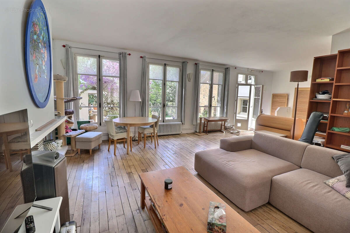 Maison à SAINT-NOM-LA-BRETECHE