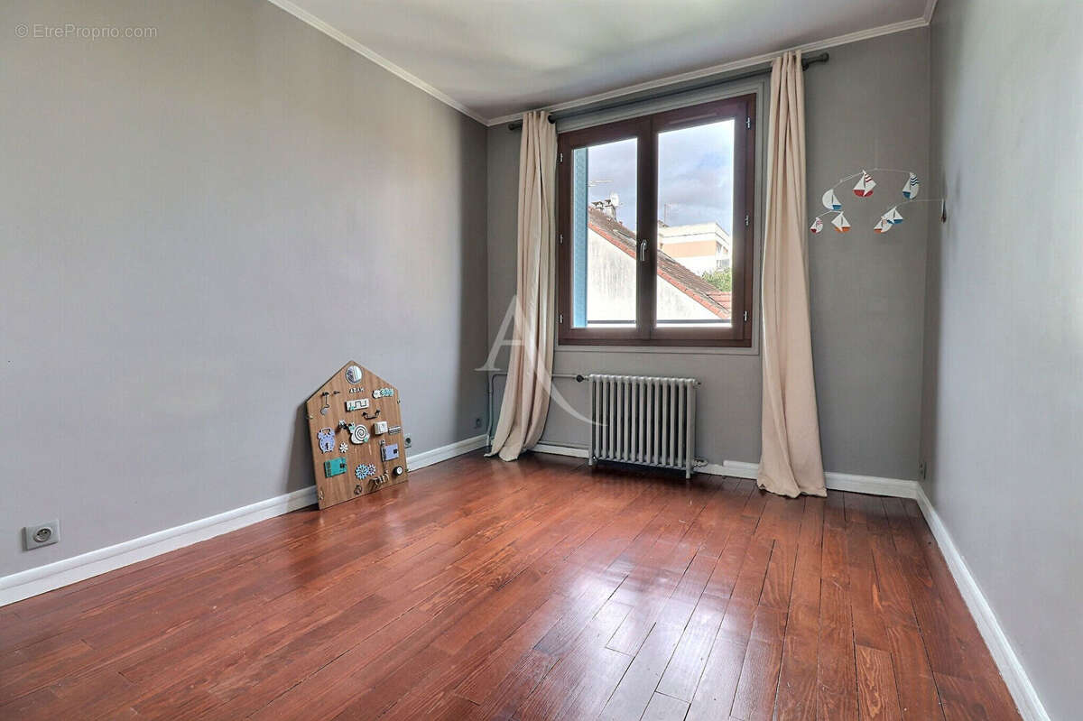 Appartement à MAISONS-LAFFITTE
