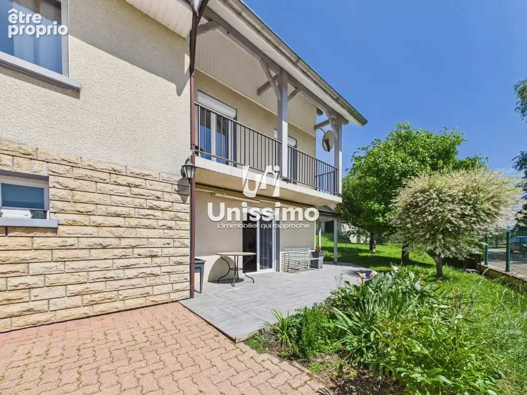 Maison 177 m² à La Pretiere  - photo 4