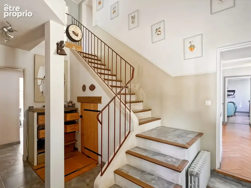 Maison 9 pièces 274 m² à vendre à Plaisir (78370) - photo 3