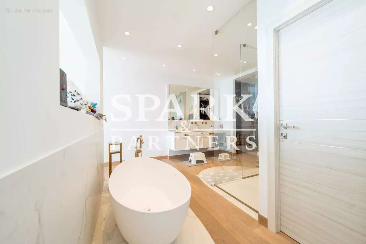 Maison à ROQUEBRUNE-CAP-MARTIN