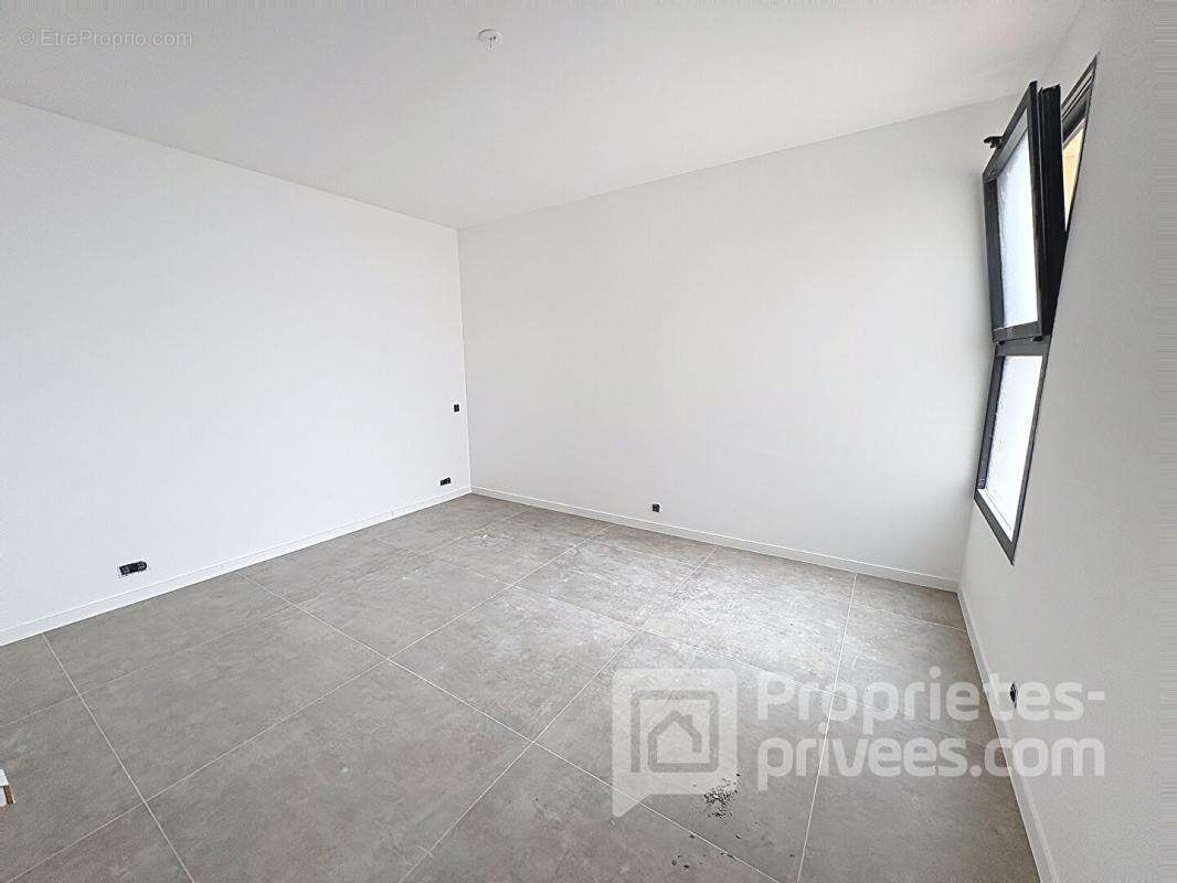 Appartement à GROSSETO-PRUGNA