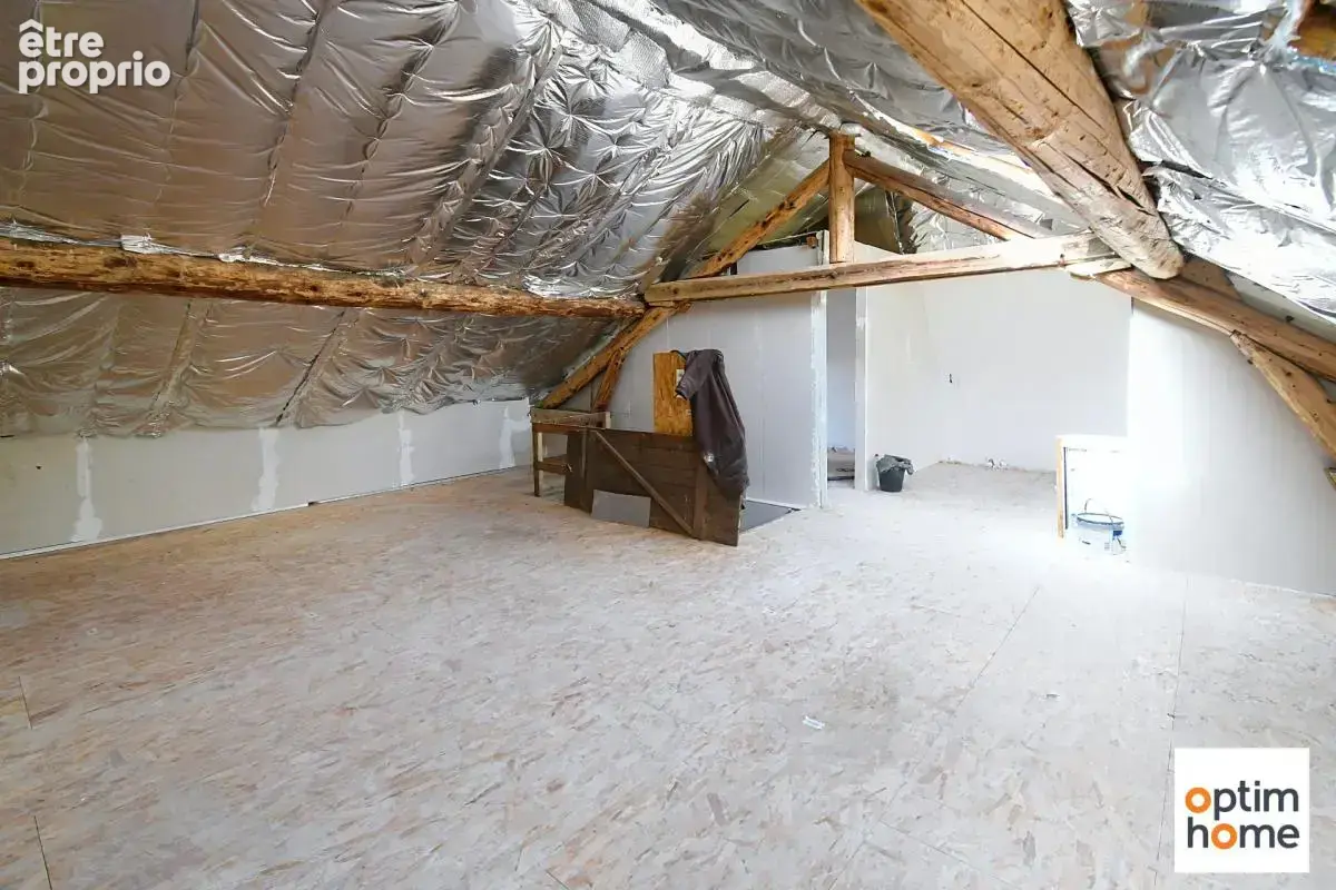 Maison bourgeoise individuelle - 5 chambres - 2 salles de bain - bureau - garage - terrain - photo 24