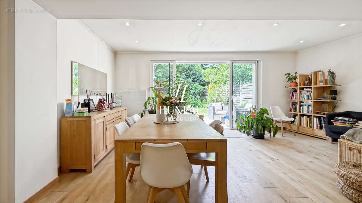 Maison à AULNAY-SOUS-BOIS