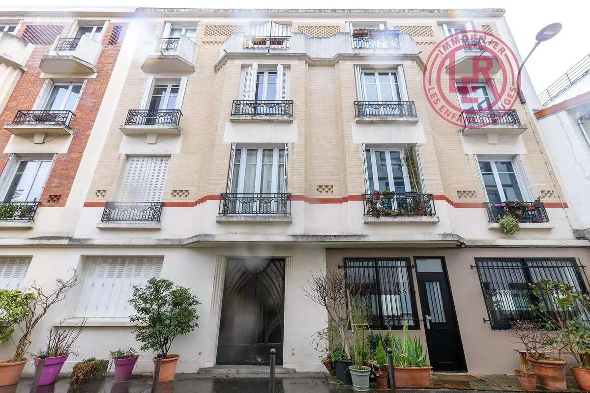 Appartement à PARIS-19E