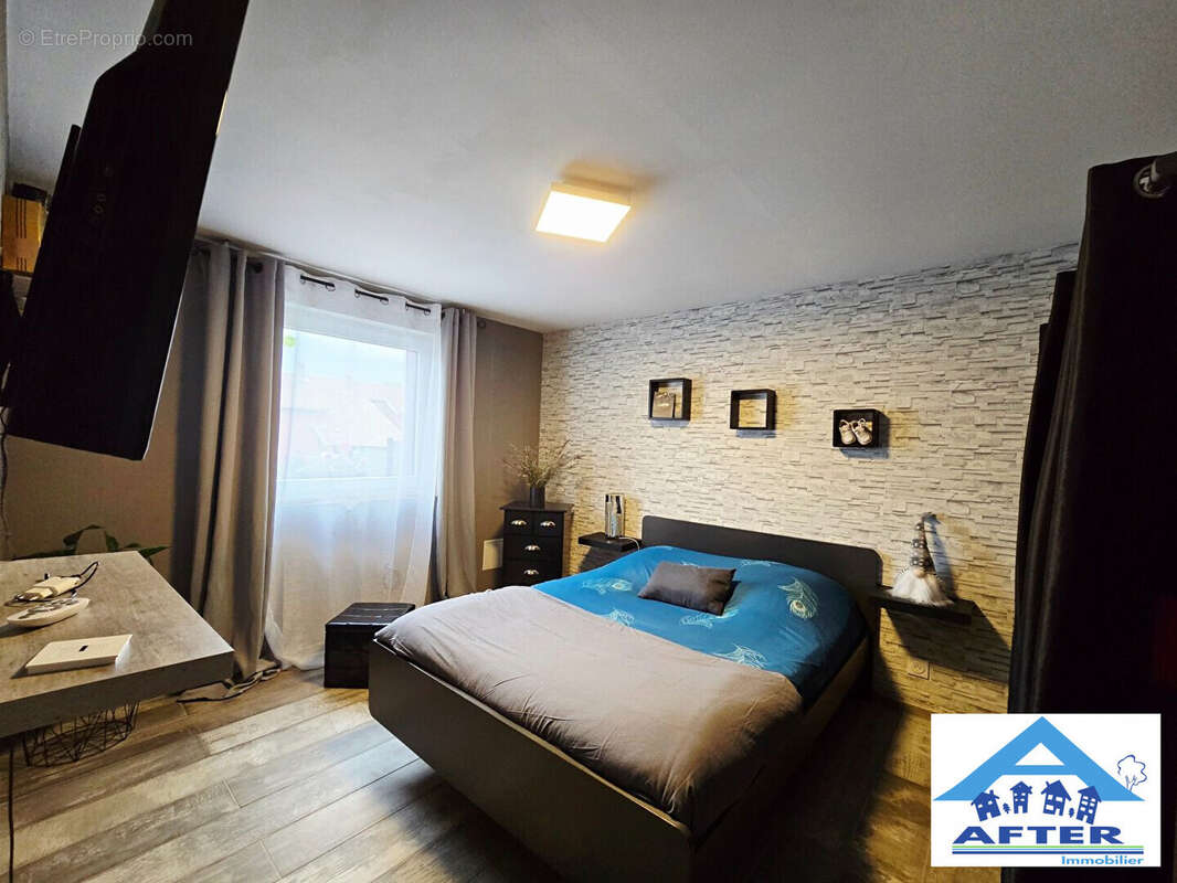 Maison à SAINT-PIERREMONT