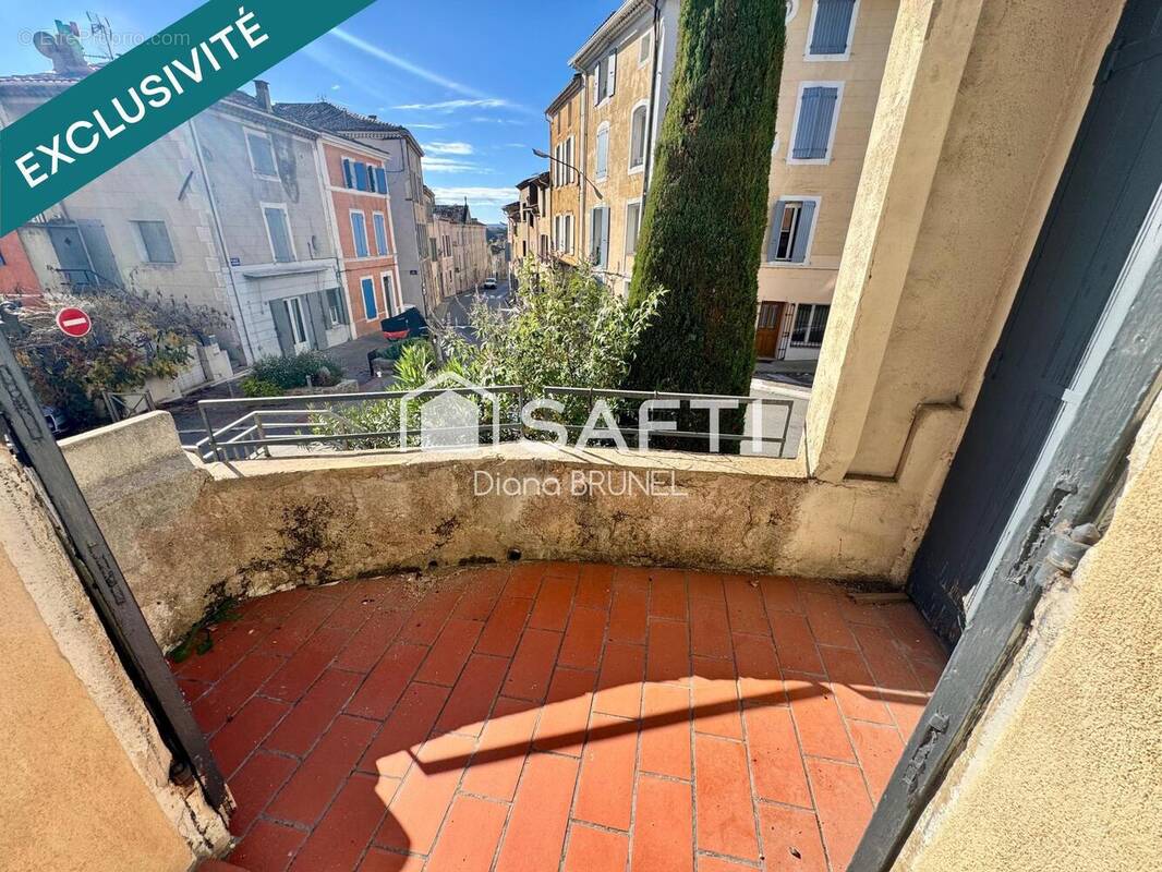 Photo 1 - Appartement à LA TOUR-D&#039;AIGUES