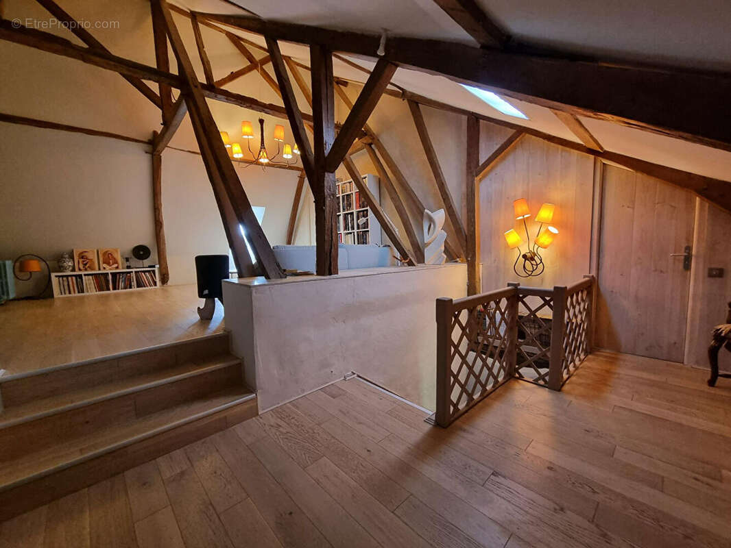 Maison à LEMBEYE