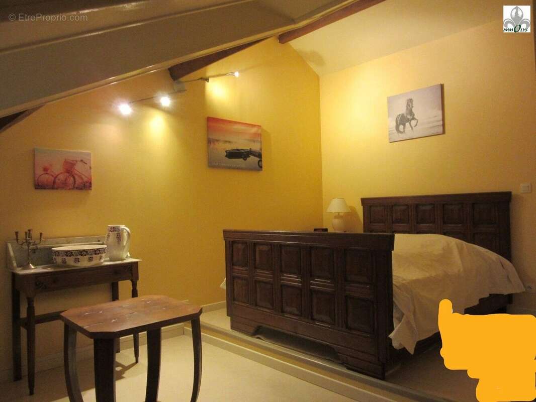 Maison à LA GENETE
