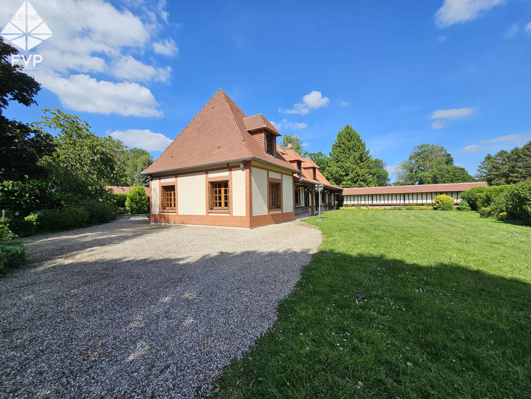 Maison à BACQUEVILLE-EN-CAUX