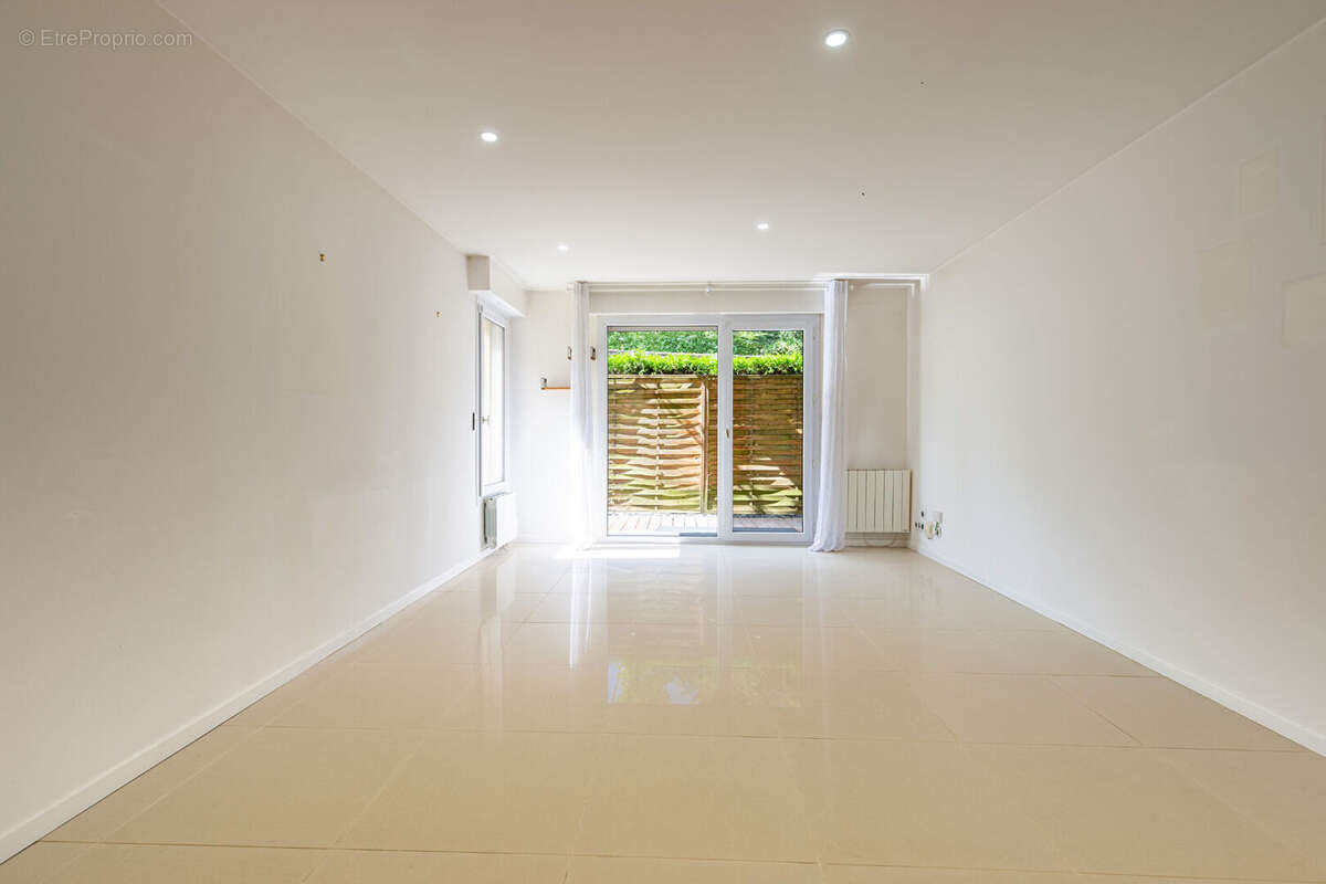 Agence immobiliere laforet - exclusivite - "aloe" - annecy le vieux - appartement t3 de 68,16m² - terrasse - cave - parking de c - photo 12