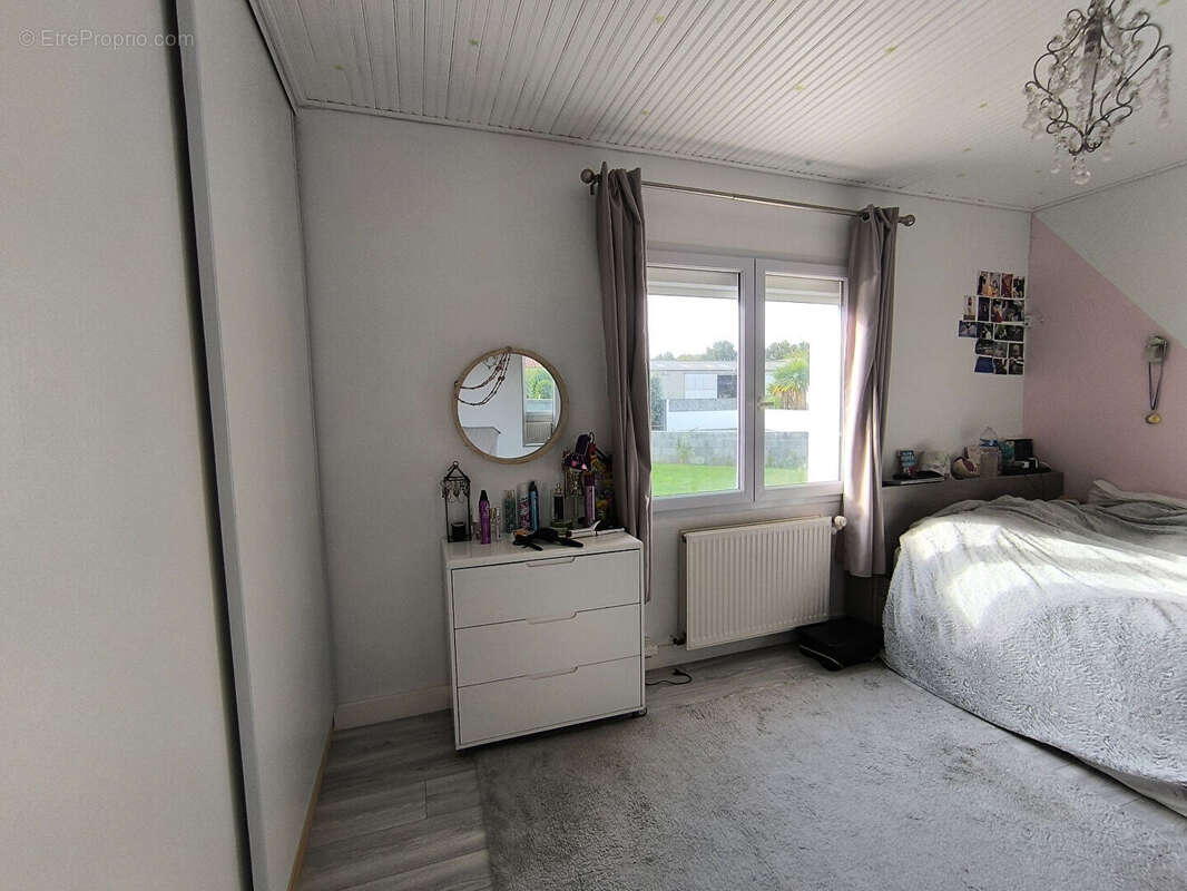 Maison à COMMEQUIERS