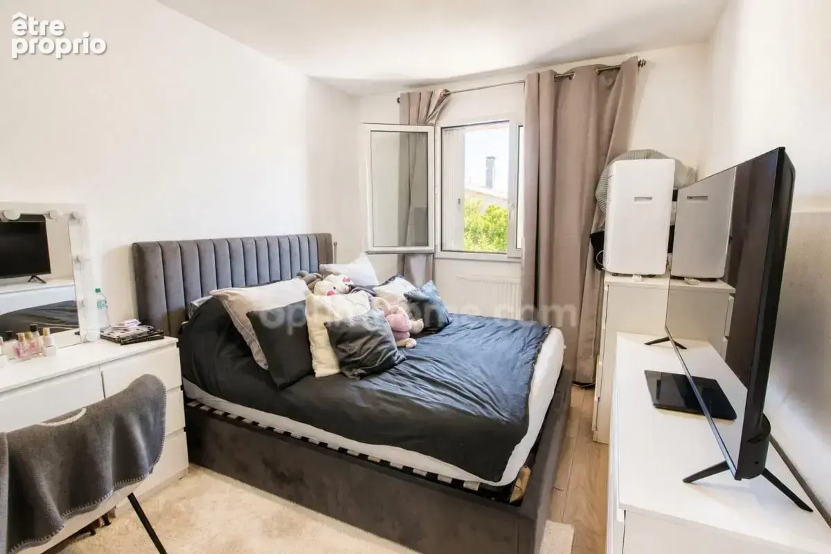 Toulouse lalande – maison t4 rénovée de 84,45 m2 – jardin – garage – parking privatif – environnement calme / impasse - photo 15
