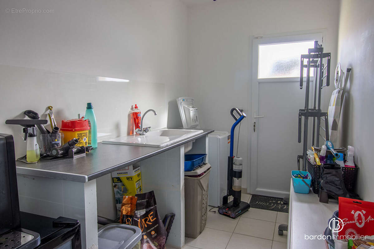 Maison à CHATEAUNEUF