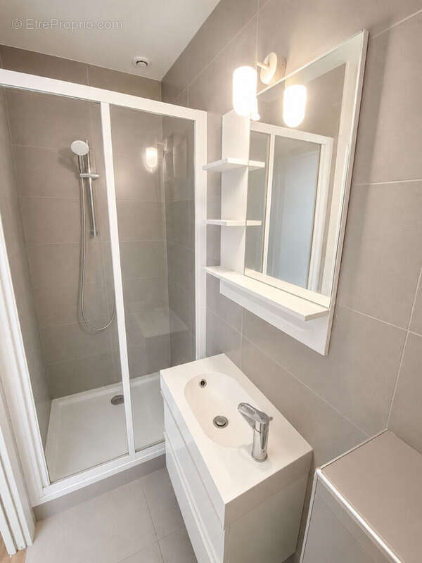 Appartement à CLICHY