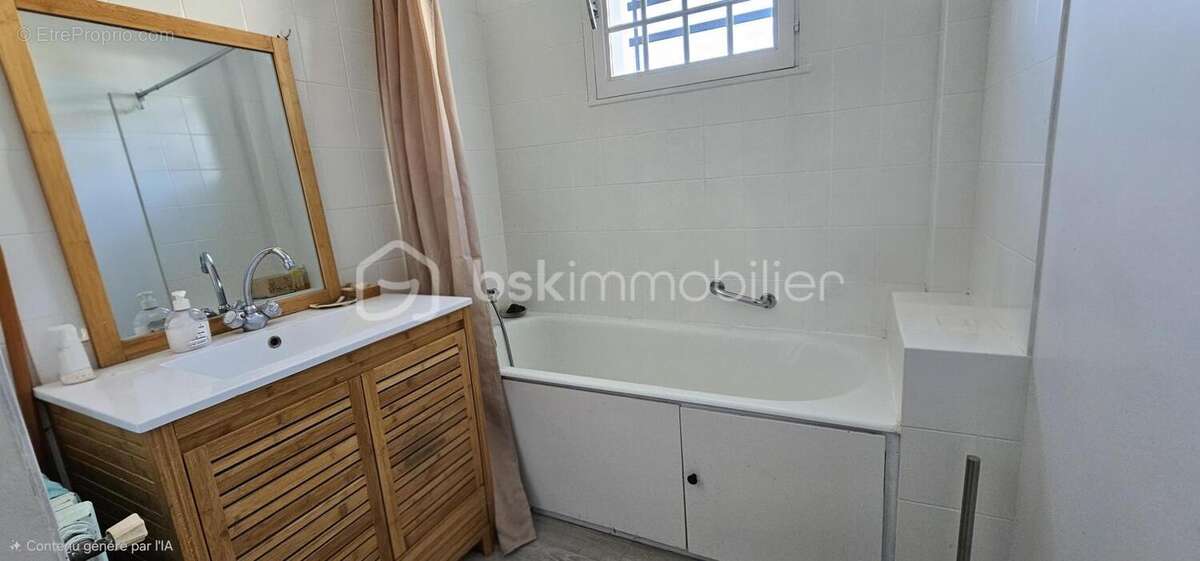 Maison à OLLAINVILLE