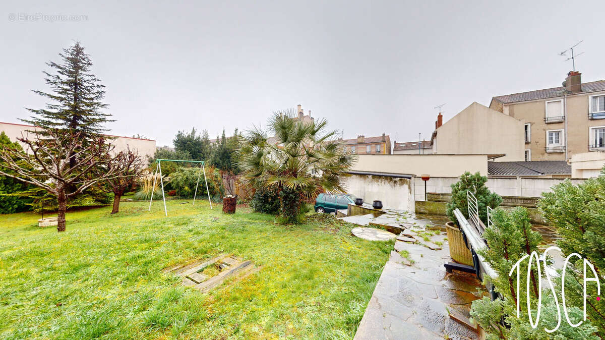 Maison à CHOISY-LE-ROI