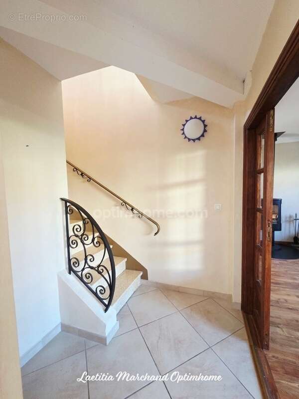 Maison 4 chambres jardin centre ville de Prades (66) - photo 11