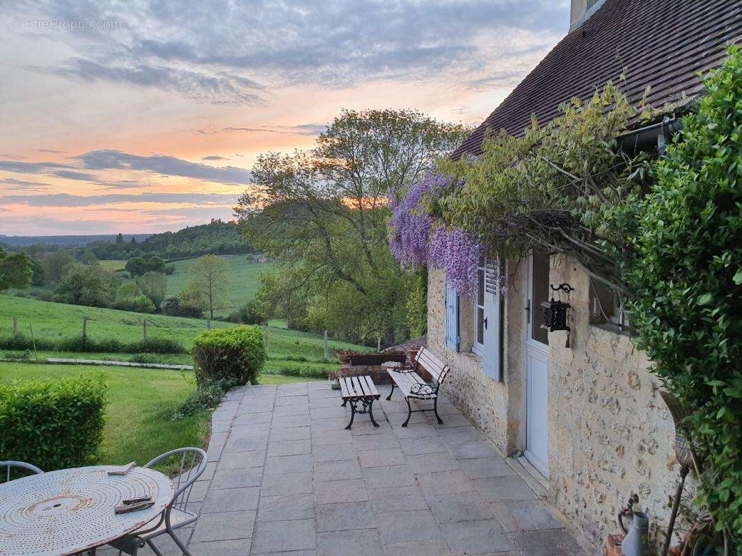 Maison à LE GUE-DE-LA-CHAINE