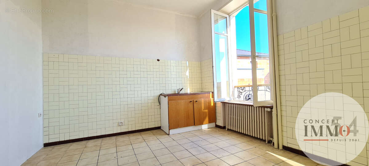 Maison à TOUL