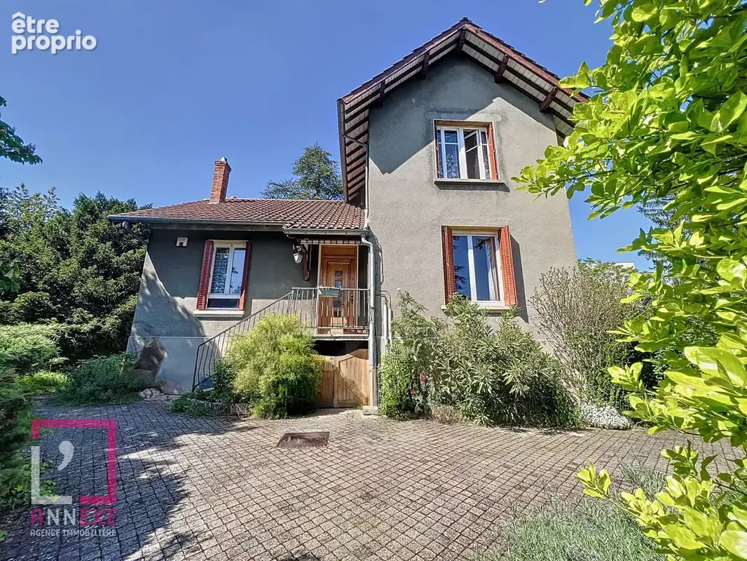 Maison à SAINTE-FOY-LES-LYON