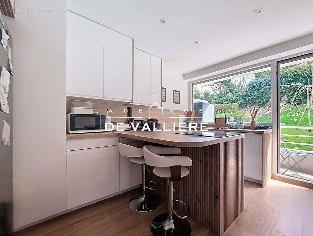 Appartement à RUEIL-MALMAISON