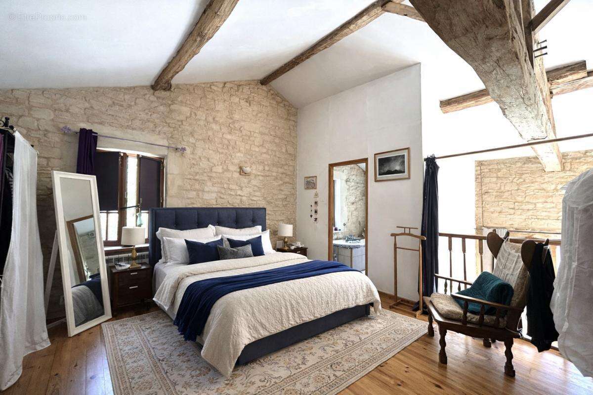 Maison à SAUZE-VAUSSAIS