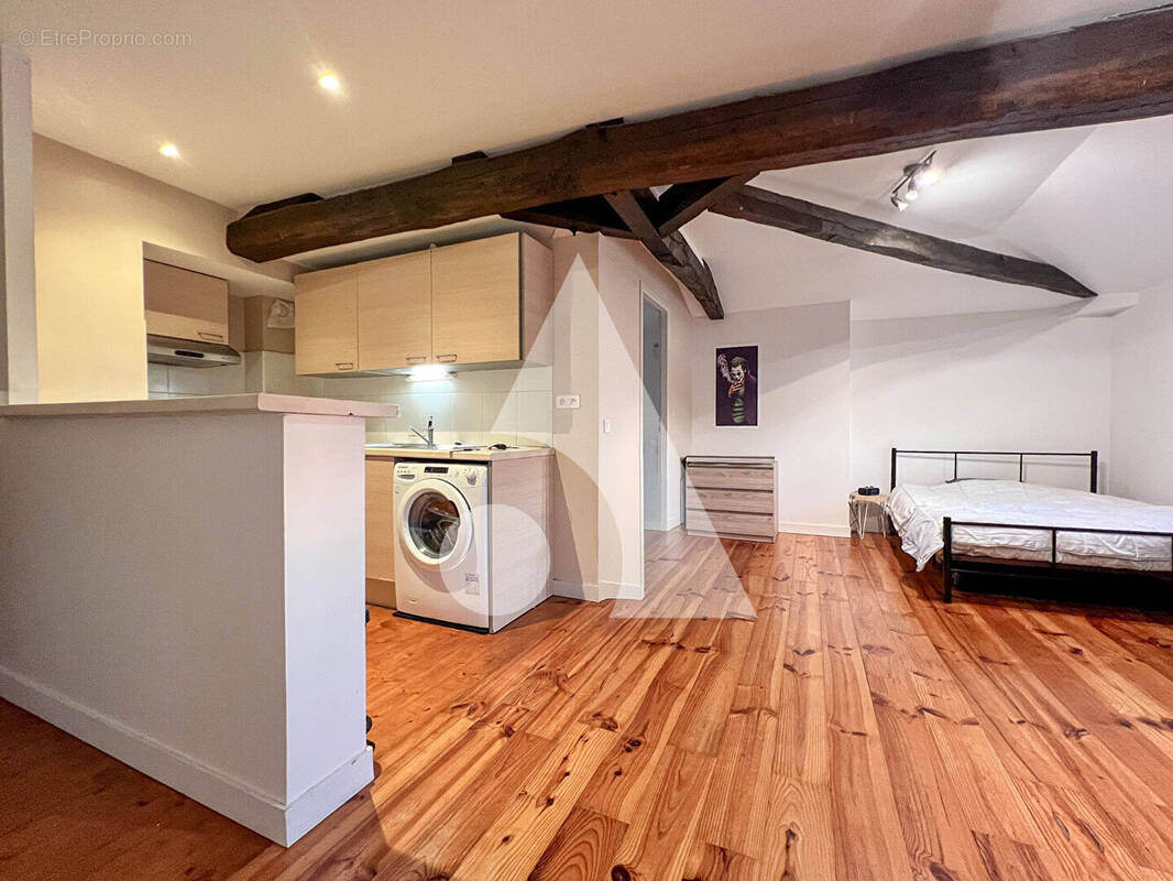 Appartement à SAINTES