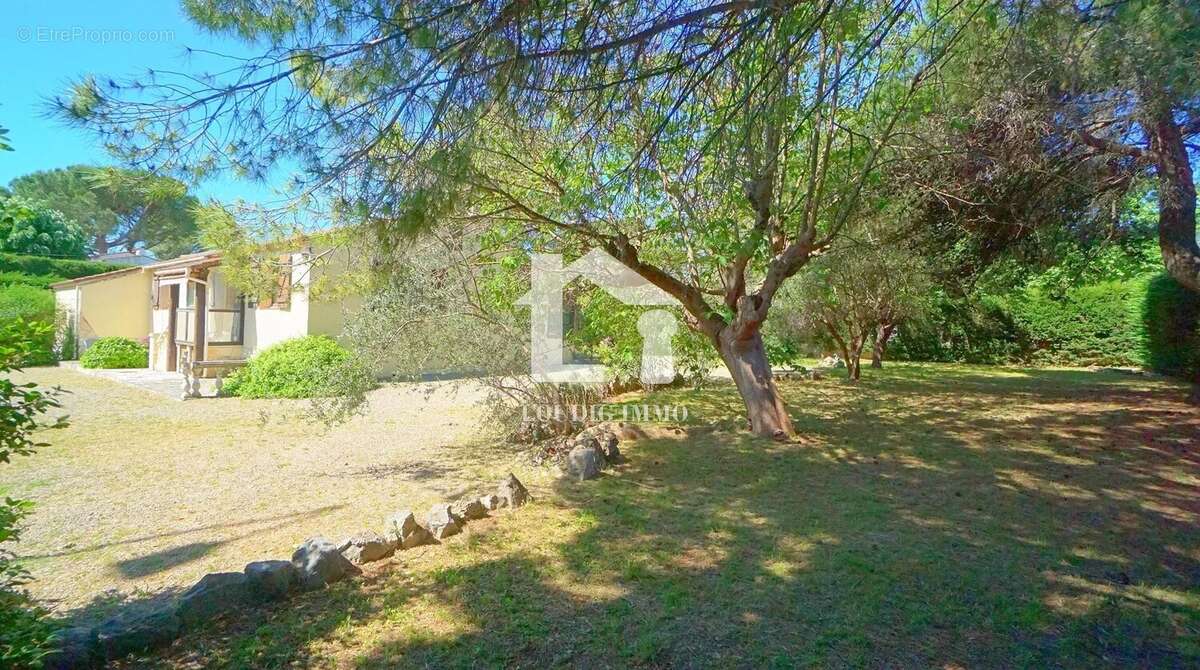 Maison à PEYMEINADE