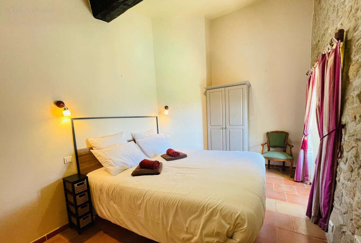 Propriété de caractère avec 4 gîtes immédiatement exploitable au cœur des Albères, proche de la Méditerranée e - photo 16