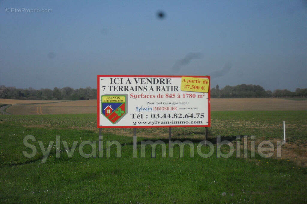 Terrain 1788 m² à Ernemont-Boutavent  - photo 2