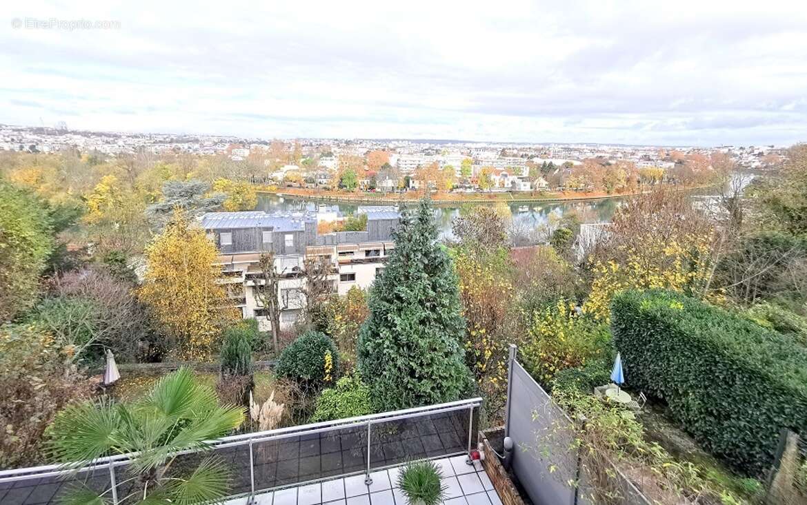 Appartement à BRY-SUR-MARNE