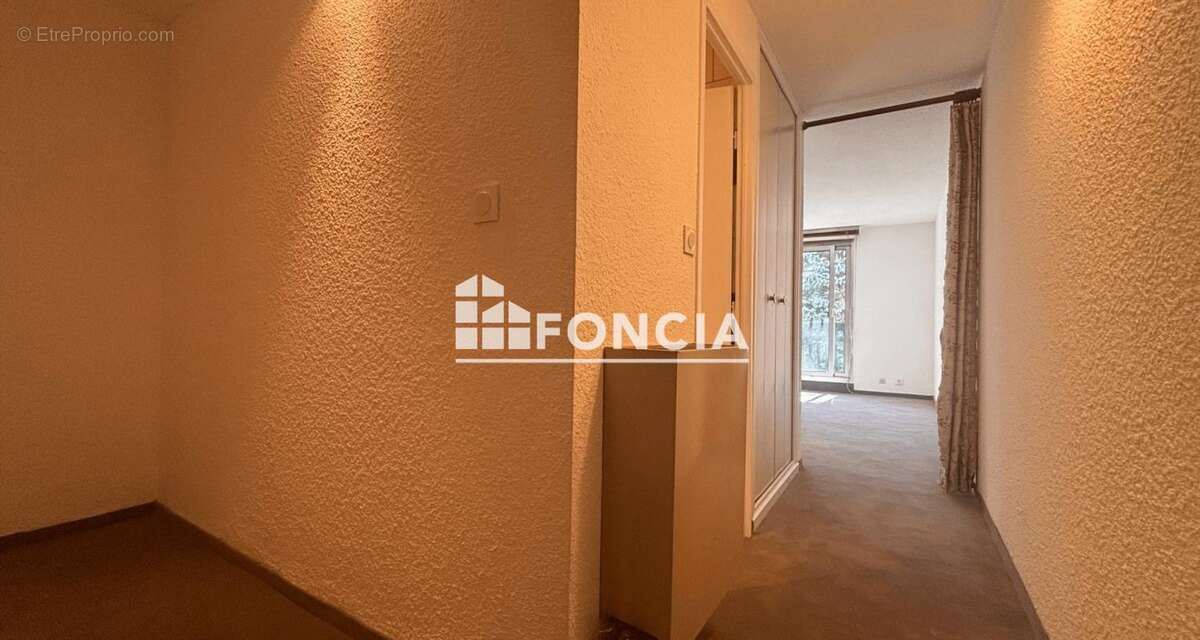 Appartement à LA SALLE-LES-ALPES