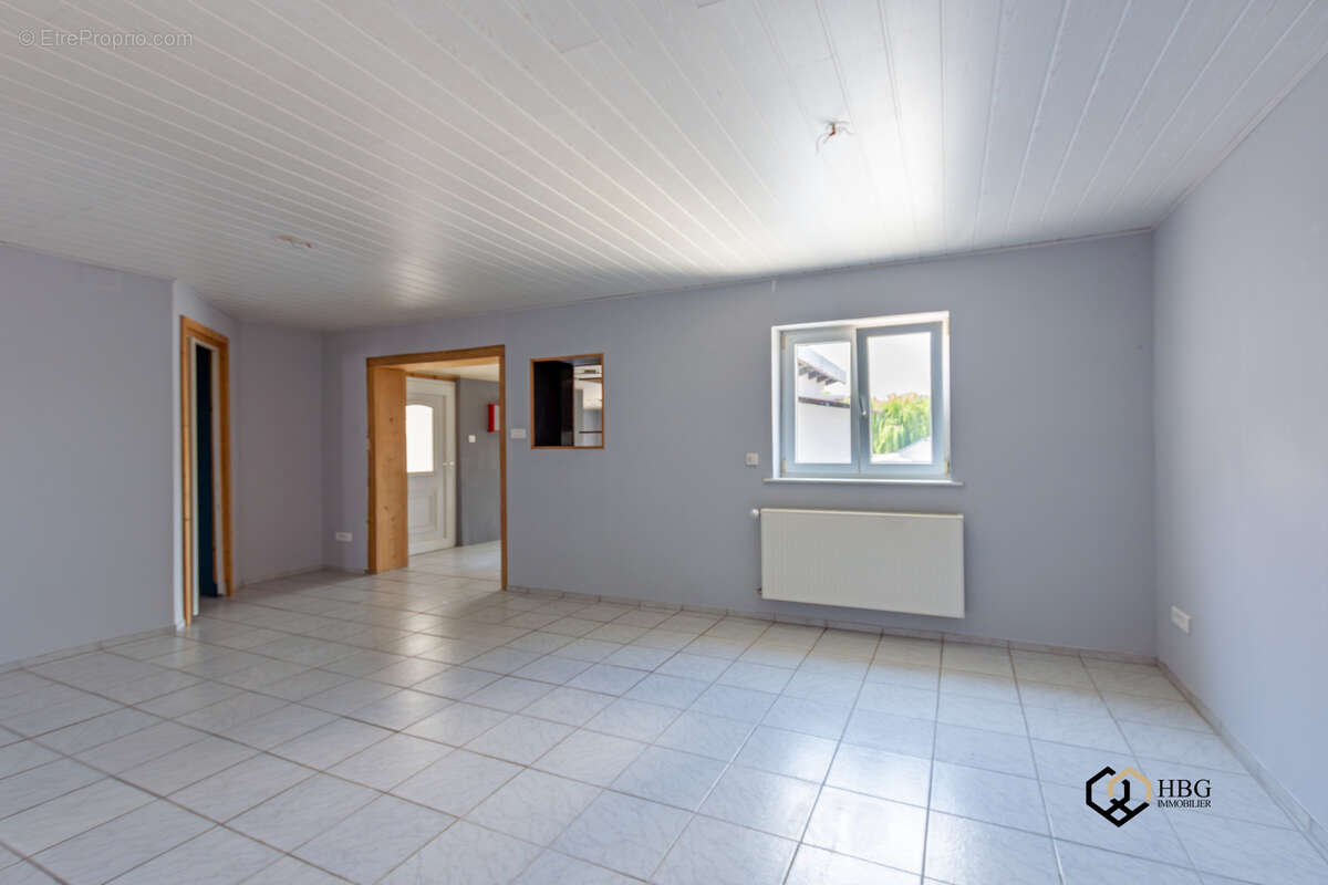 Vente Appartement T4   106 m2   Betschdorf - photo 5