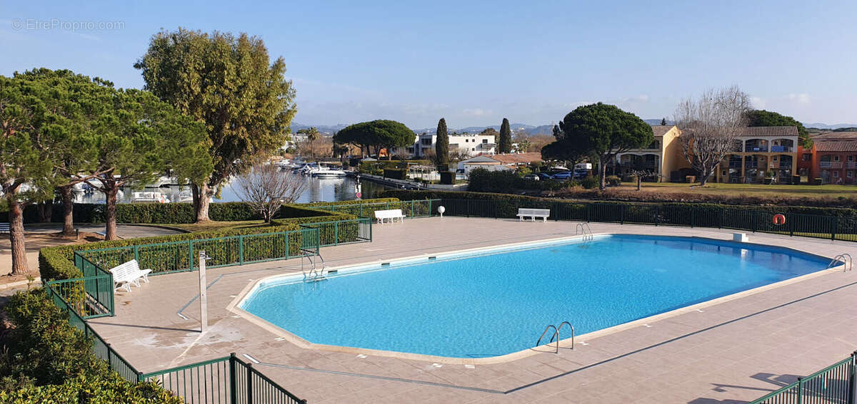 Appartement à MANDELIEU-LA-NAPOULE
