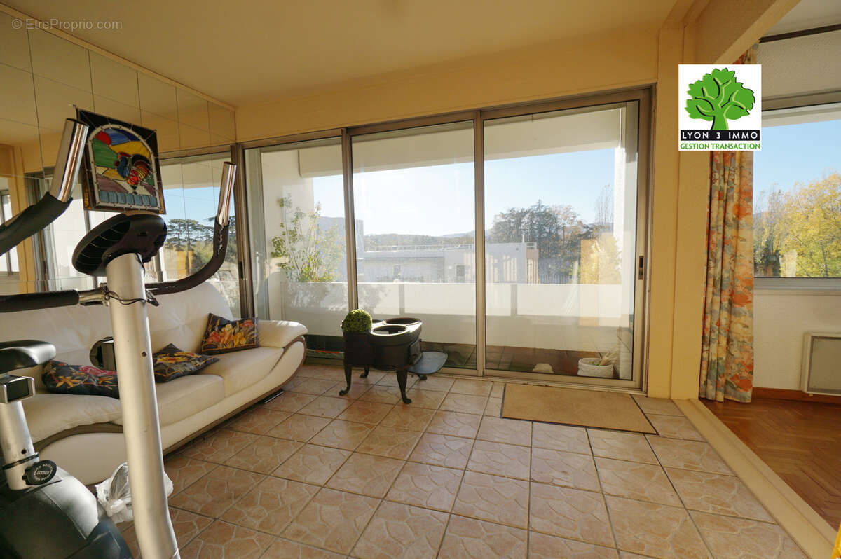 Appartement à FRANCHEVILLE