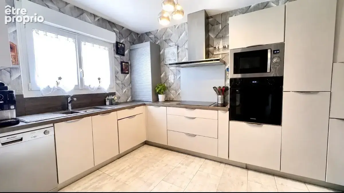 Maison 4 pièces 105 m² à vendre à Villepinte (93420) - photo 2
