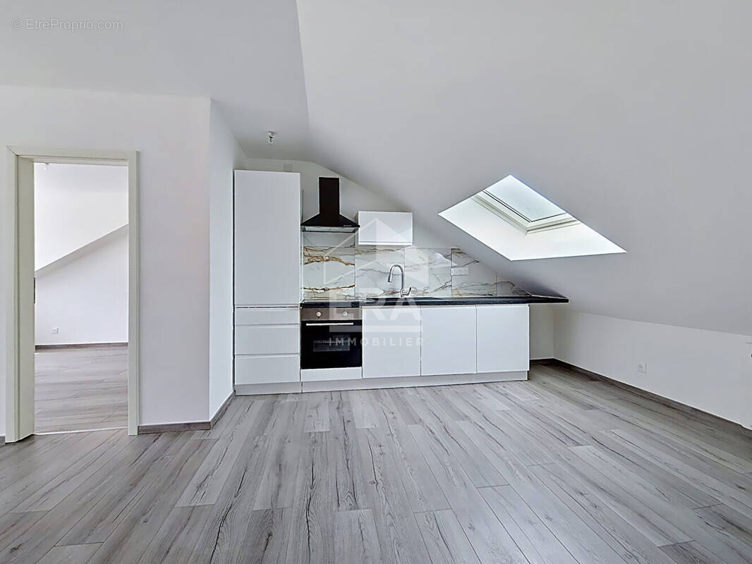 Appartement à LONGLAVILLE