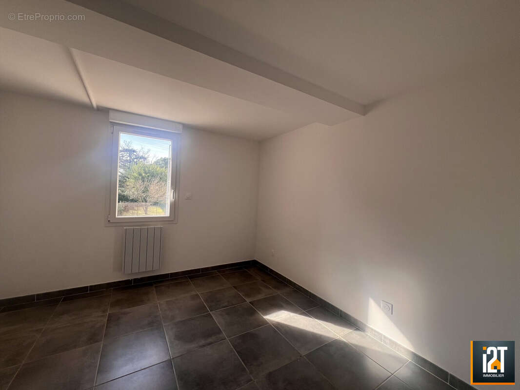 Maison à LA ROUVIERE