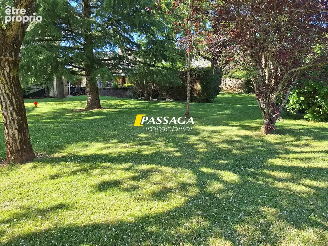 A VENDRE - Terrain constructible de 684 m² - SEBAZAC CONCOURES - photo 6