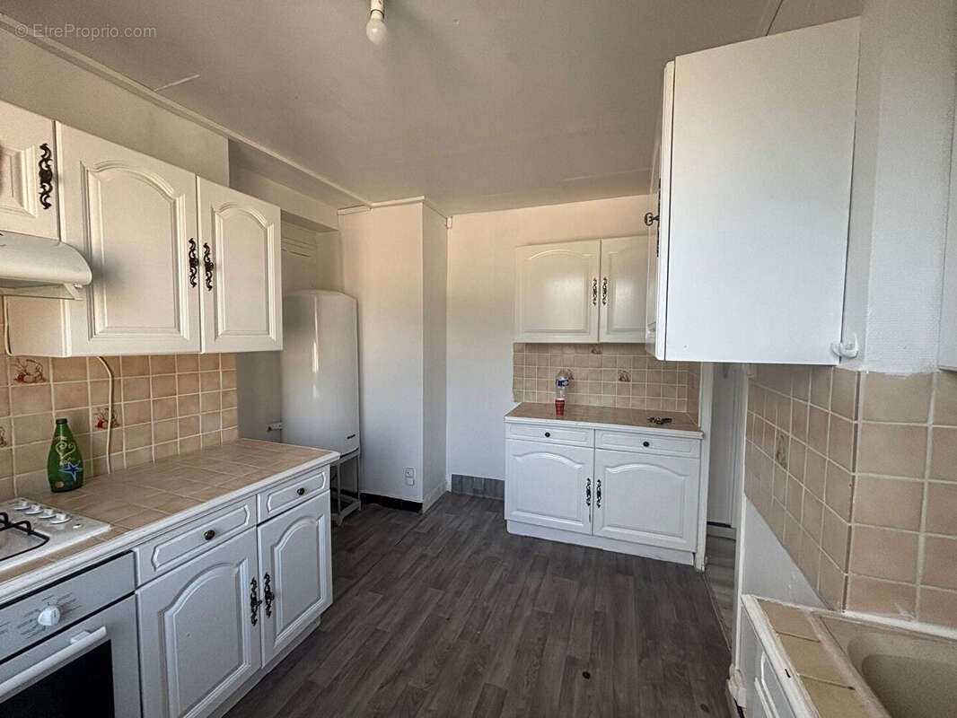 Appartement Oyonnax 3 pièce(s) 67.14 m2 - photo 2