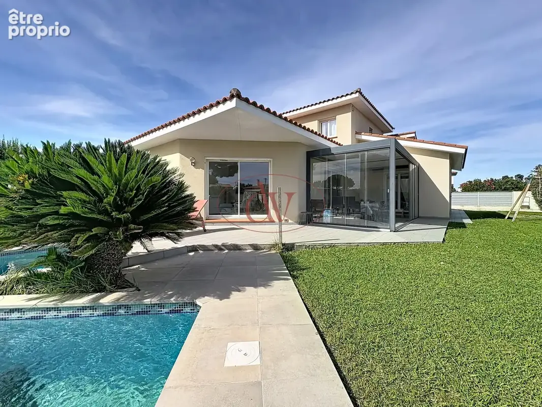 Photo Maison à Bompas au prix de 555 000€