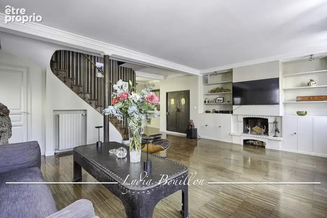 MONTROUGE centre-ville, Maison 147 m2, 5 pièces avec terrasse et très grand jardin - photo 10
