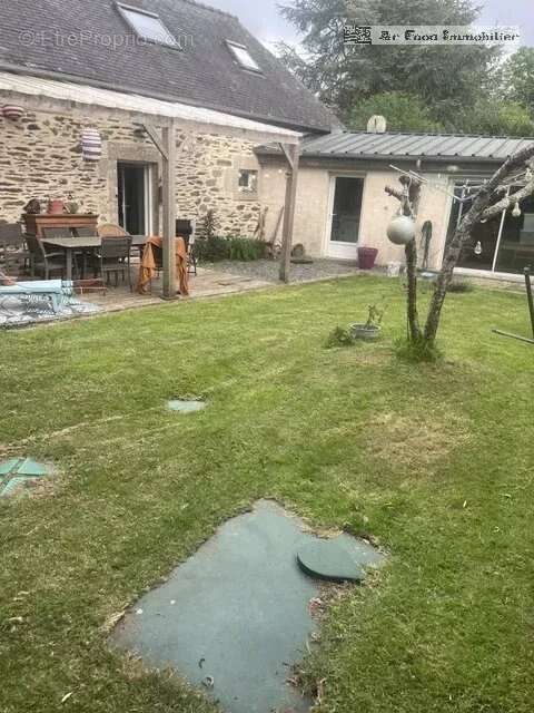 Maison à LOPEREC
