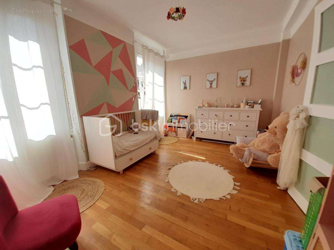 Maison à SULLY-SUR-LOIRE