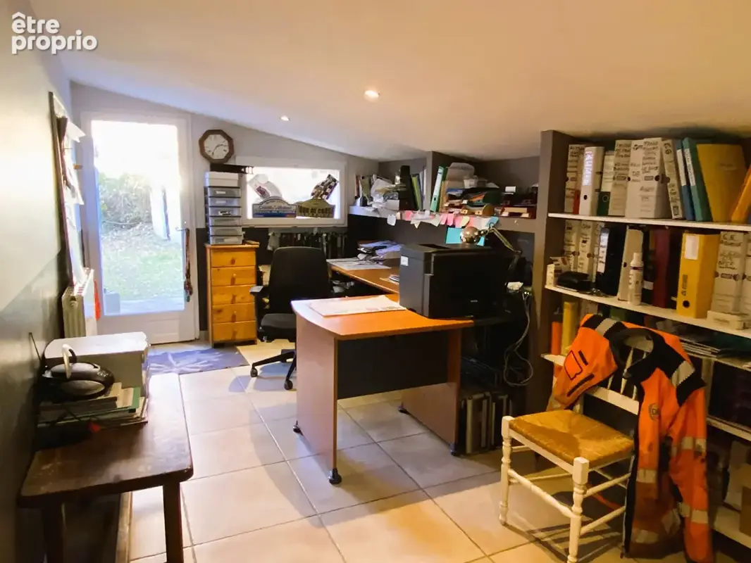 Vente villa 5 pièces avec terrain et piscine 13490 JOUQUES - photo 9